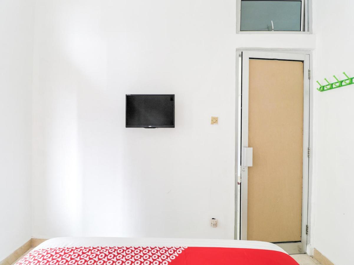 OYO 2997 Grand Suites Palace 2 Sindanglaya Exterior foto